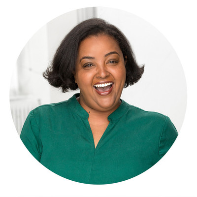 An expressive personality-driven LinkedIn headshot by NYC photographer Rod Goodman
